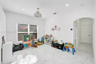 4118 Sapphire Terrace, Weston, FL 33331 - Photo 12