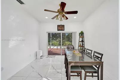 4118 Sapphire Ter, Weston, FL 33331 - Photo 20