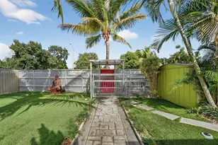 270 NW 106th St, Miami, FL 33150 - Photo 6