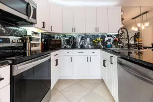 7124 71st Way, West Palm Beach, FL 33407 - Photo 6