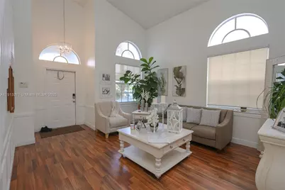 1374 NW 159th Ave, Pembroke Pines, FL 33028 - Photo 10