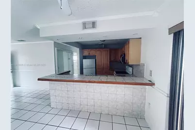2925 W 80th St #217, Hialeah, FL 33018 - Photo 4