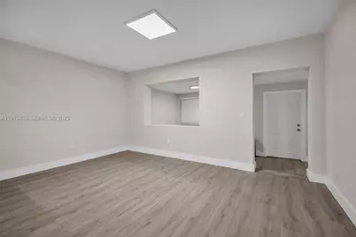 3030 NW 16th St #1, Miami, FL 33125 - Photo 14