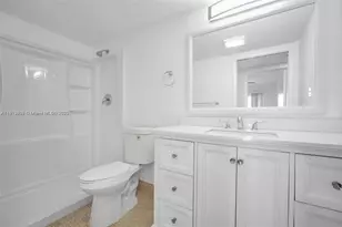 2048 Hythe C, Boca Raton, FL 33434 - Photo 16