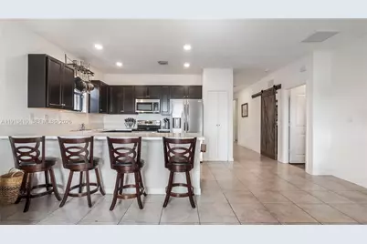 2490 SE 1st St, Homestead, FL 33033 - Photo 16