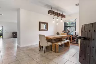 2490 SE 1st St, Homestead, FL 33033 - Photo 10