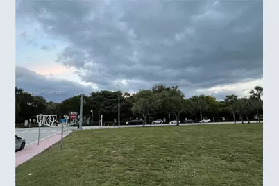 8233 Harding Ave #305, Miami Beach, FL 33141 - Photo 6