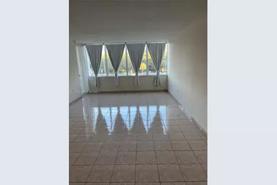 8233 Harding Ave #305, Miami Beach, FL 33141 - Photo 16