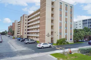 609 NE 14th Ave, Hallandale Beach, FL 33009 - Photo 2