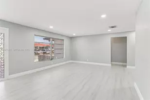 6800 NW 58th Ct, Tamarac, FL 33321 - Photo 12