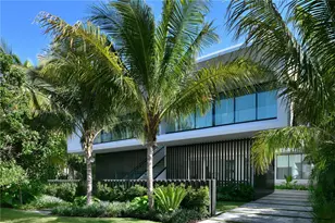375 N Hibiscus Dr, Miami Beach, FL 33139 - Photo 6