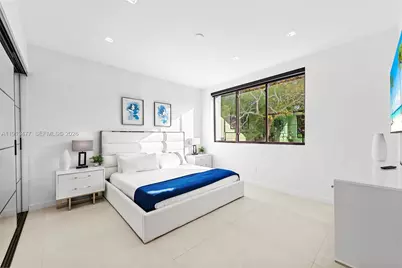 2572 NE 182nd Ter, North Miami Beach, FL 33160 - Photo 20