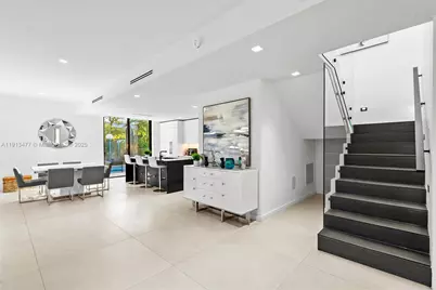 2572 NE 182nd Ter, North Miami Beach, FL 33160 - Photo 18