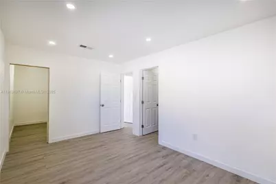 6371 Scott St, Hollywood, FL 33024 - Photo 14