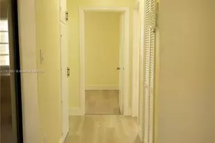 467 SE 3rd St, Hialeah, FL 33010 - Photo 12