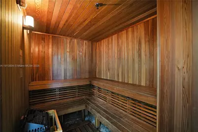 1621 Bay Rd #606, Miami Beach, FL 33139 - Photo 24