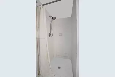 1621 Bay Rd #606, Miami Beach, FL 33139 - Photo 18