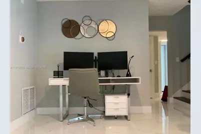 1241 Hollywood Blvd, Hollywood, FL 33019 - Photo 26