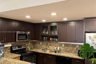 19380 Collins Ave, Sunny Isles Beach, FL 33160 - Photo 2