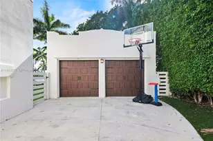 5800 La Gorce Dr, Miami Beach, FL 33140 - Photo 30