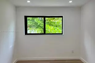 7521 NE 2nd Ct, Miami, FL 33138 - Photo 18