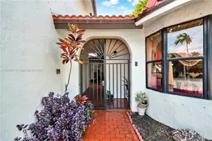 10720 SW 117th Ct, Miami, FL 33186 - Photo 6