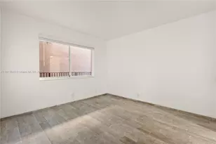 8020 Hampton Blvd, North Lauderdale, FL 33068 - Photo 18