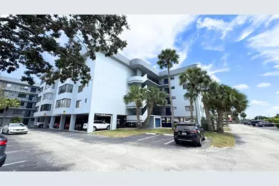 8020 Hampton Blvd #304, North Lauderdale, FL 33068 - Photo 2