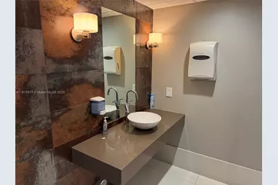 1331 Brickell Bay Dr #2, Miami, FL 33131 - Photo 12