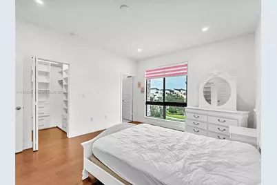 10250 NW 76th Ter #., Doral, FL 33178 - Photo 36