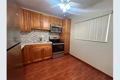 1080 Del Lago Cir #202, Sunrise, FL 33313 - Photo 6