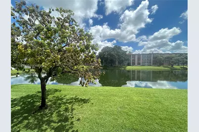 1080 Del Lago Cir #202, Sunrise, FL 33313 - Photo 4