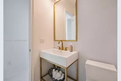 2760 Brickell Ct #2760, Miami, FL 33129 - Photo 8