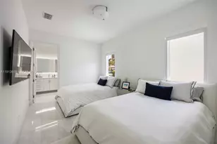 2760 Brickell Ct, Miami, FL 33129 - Photo 14