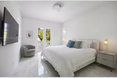2760 Brickell Ct #2760, Miami, FL 33129 - Photo 12