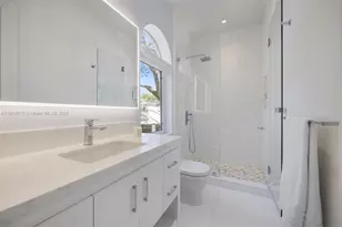 2760 Brickell Ct, Miami, FL 33129 - Photo 18