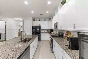 7464 Estero Dr, Lake Worth, FL 33463 - Photo 6