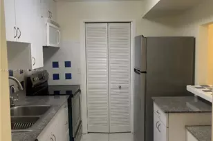 303 Racquet Club Rd, Weston, FL 33326 - Photo 8