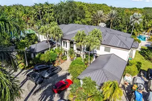 10395 SW 67th Ave, Pinecrest, FL 33156 - Photo 12