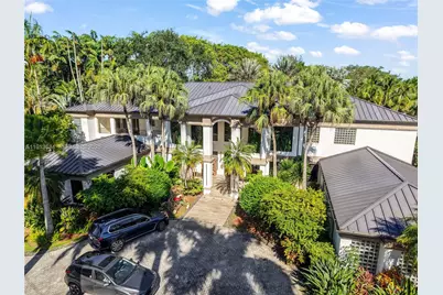 10395 SW 67th Ave, Pinecrest, FL 33156 - Photo 1