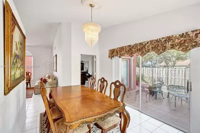 8007 SW 157th Pl, Miami, FL 33193 - Photo 14