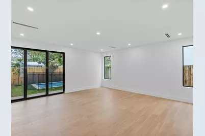 3616 Thomas Ave, Miami, FL 33133 - Photo 8