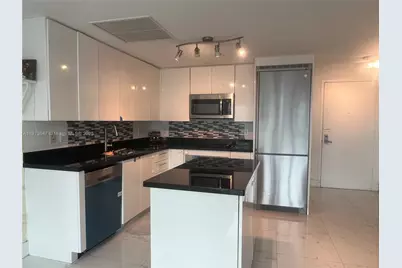 92 SW 3rd St #3803, Miami, FL 33130 - Photo 8