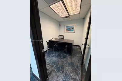 9450 SW 72nd St, Miami, FL 33173 - Photo 8