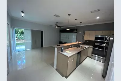 4929 SW 140th Ter #5, Miramar, FL 33027 - Photo 10