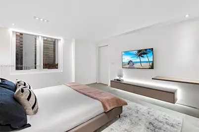 2301 Collins Ave #1004, Miami Beach, FL 33139 - Photo 20