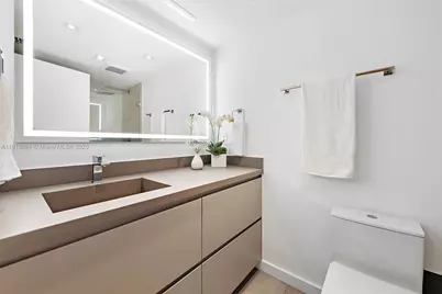 2301 Collins Ave #1004, Miami Beach, FL 33139 - Photo 18