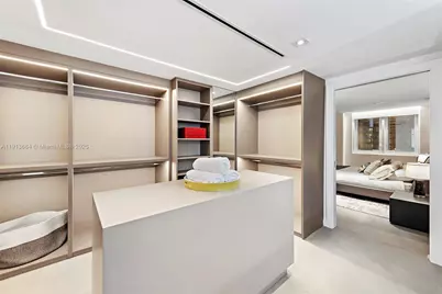 2301 Collins Ave #1004, Miami Beach, FL 33139 - Photo 6