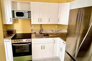 1200 Euclid Ave, Miami Beach, FL 33139 - Photo 14