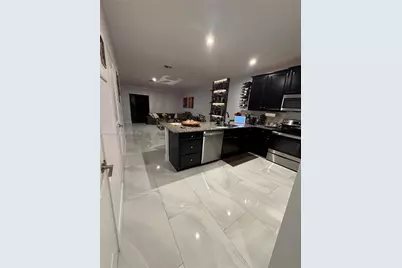 10910 SW 232nd Ter, Homestead, FL 33032 - Photo 4